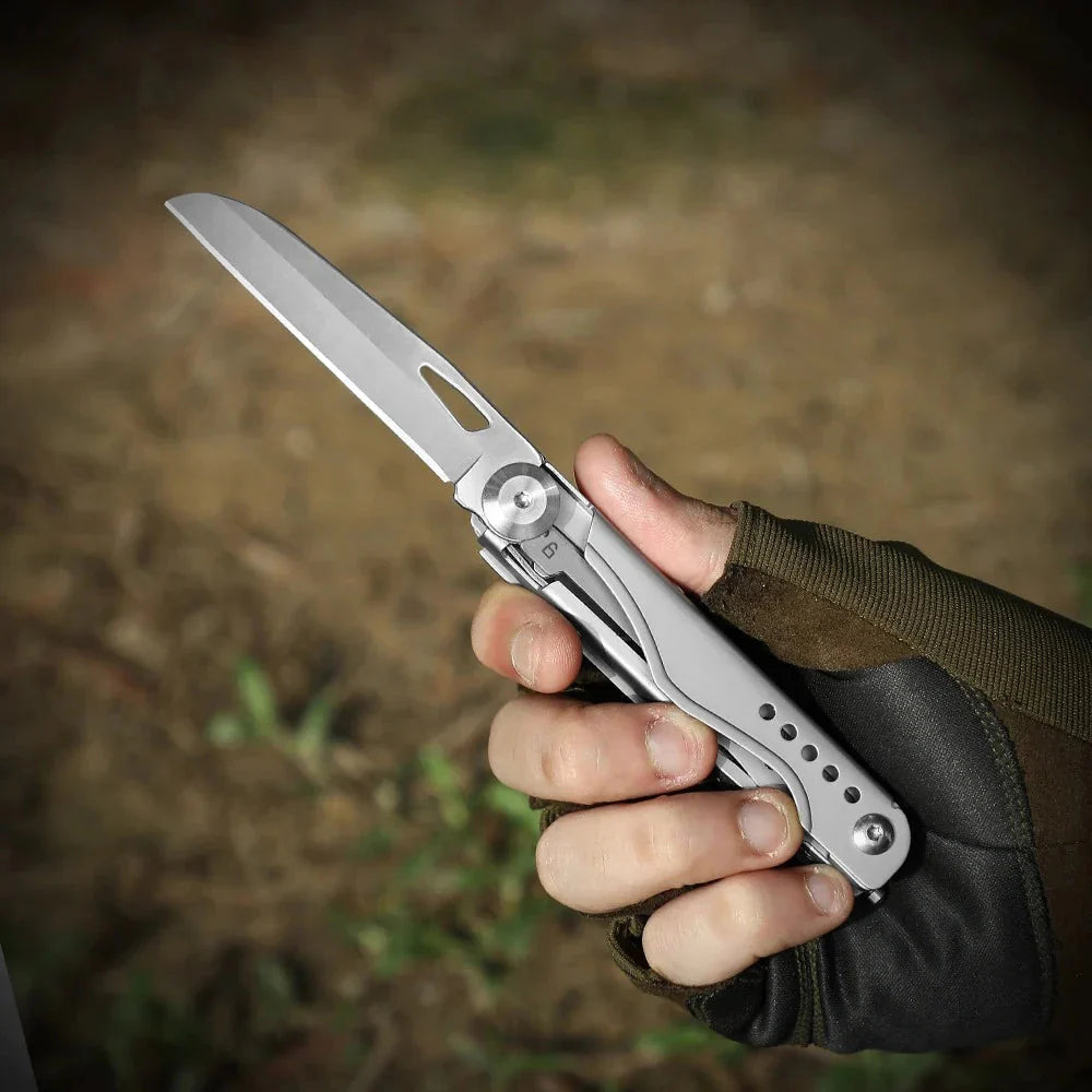 All-in-One Utility Outdoor Blade
